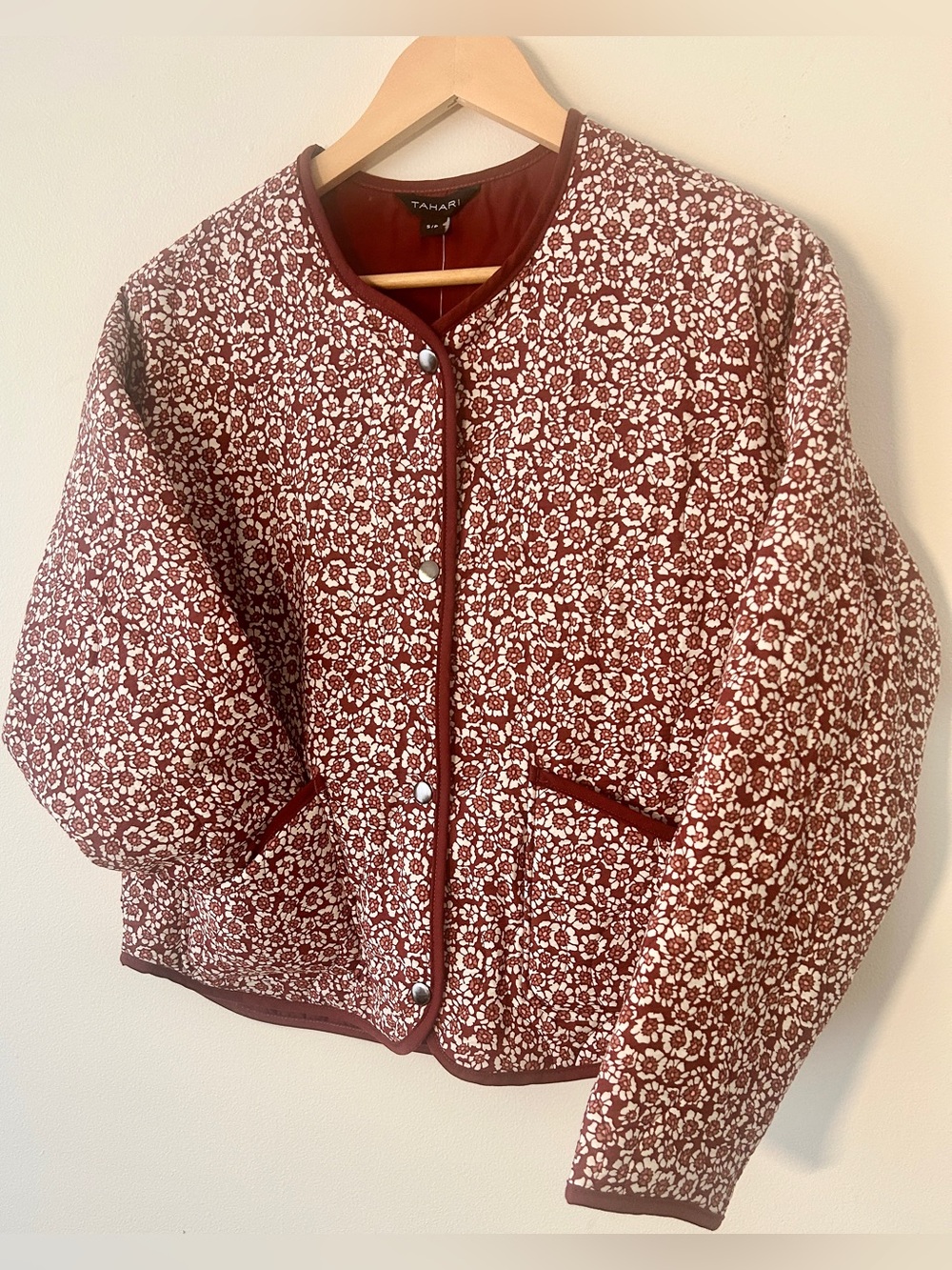 NWT Tahari Quilted Bomber Jacket • Whimsy Burgundy, Cream Floral • Women’s Small